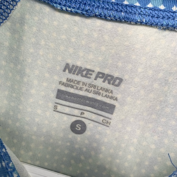 nike pro blue running jacket - Picture 3 of 5
